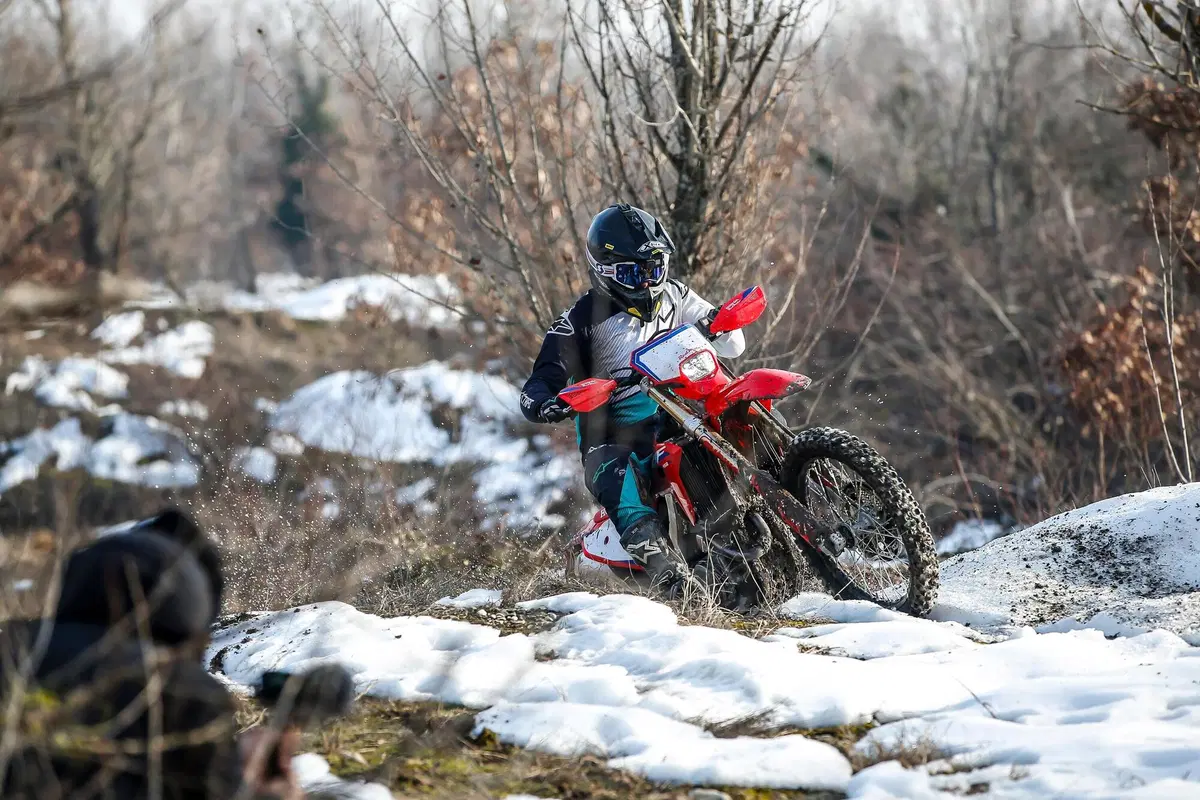 Honda CRF 450RX 2021 TEST: potentissima e con un gran telaio (5)