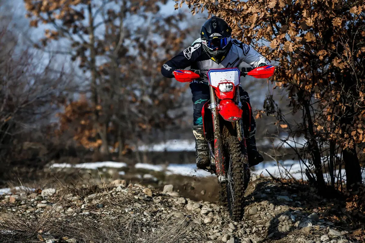 Honda CRF 450RX 2021 TEST: potentissima e con un gran telaio (9)