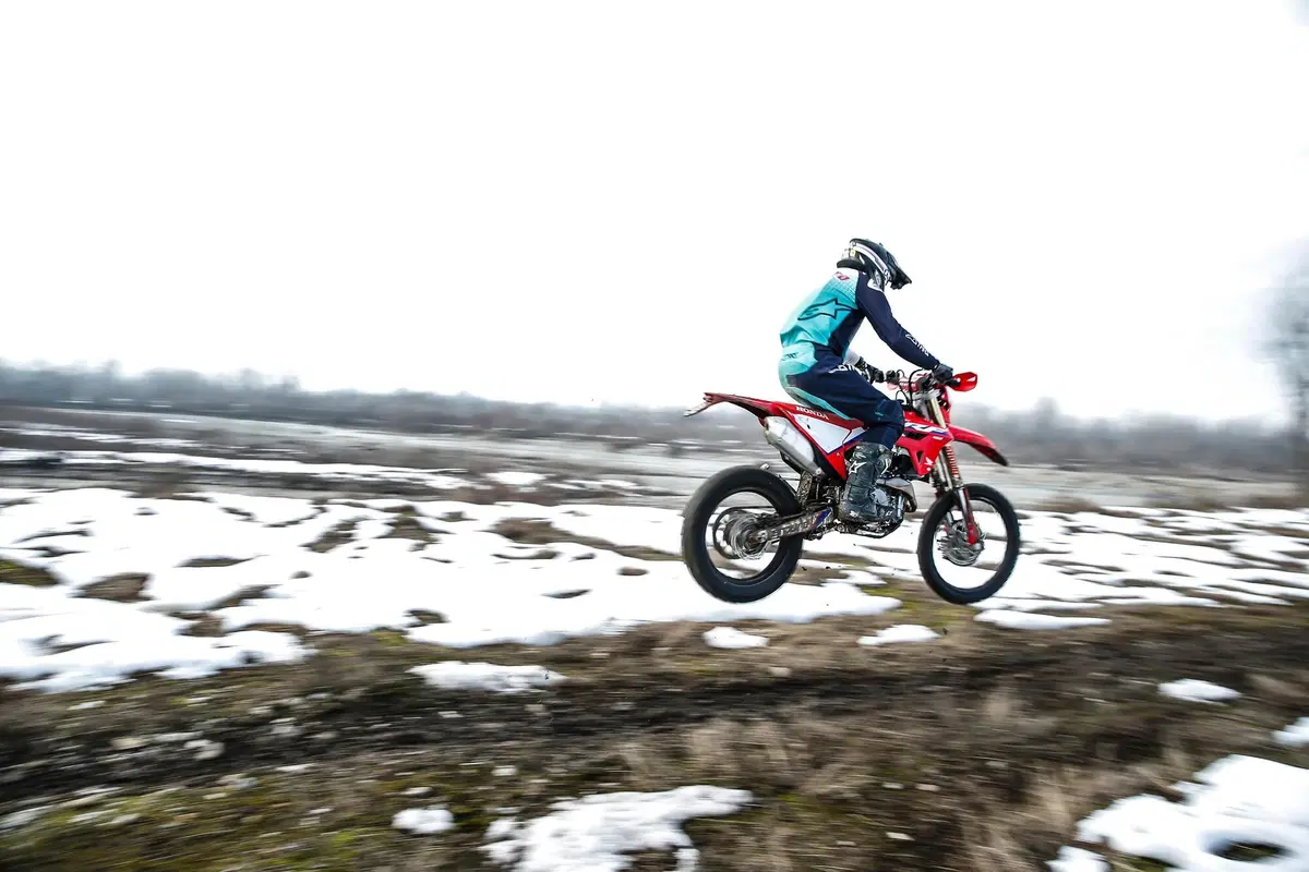Honda CRF 450RX 2021 TEST: potentissima e con un gran telaio (12)
