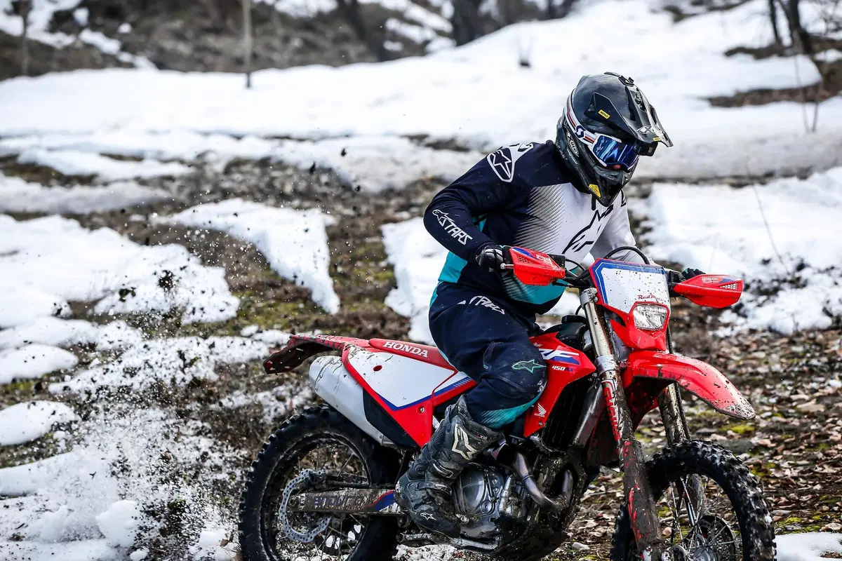 Honda CRF 450RX 2021 TEST: potentissima e con un gran telaio (15)