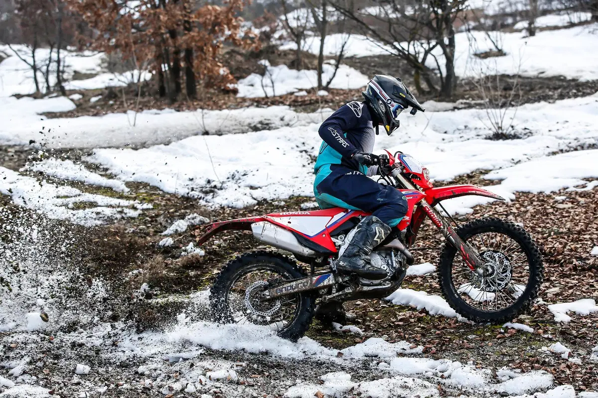 Honda CRF 450RX 2021 TEST: potentissima e con un gran telaio (19)