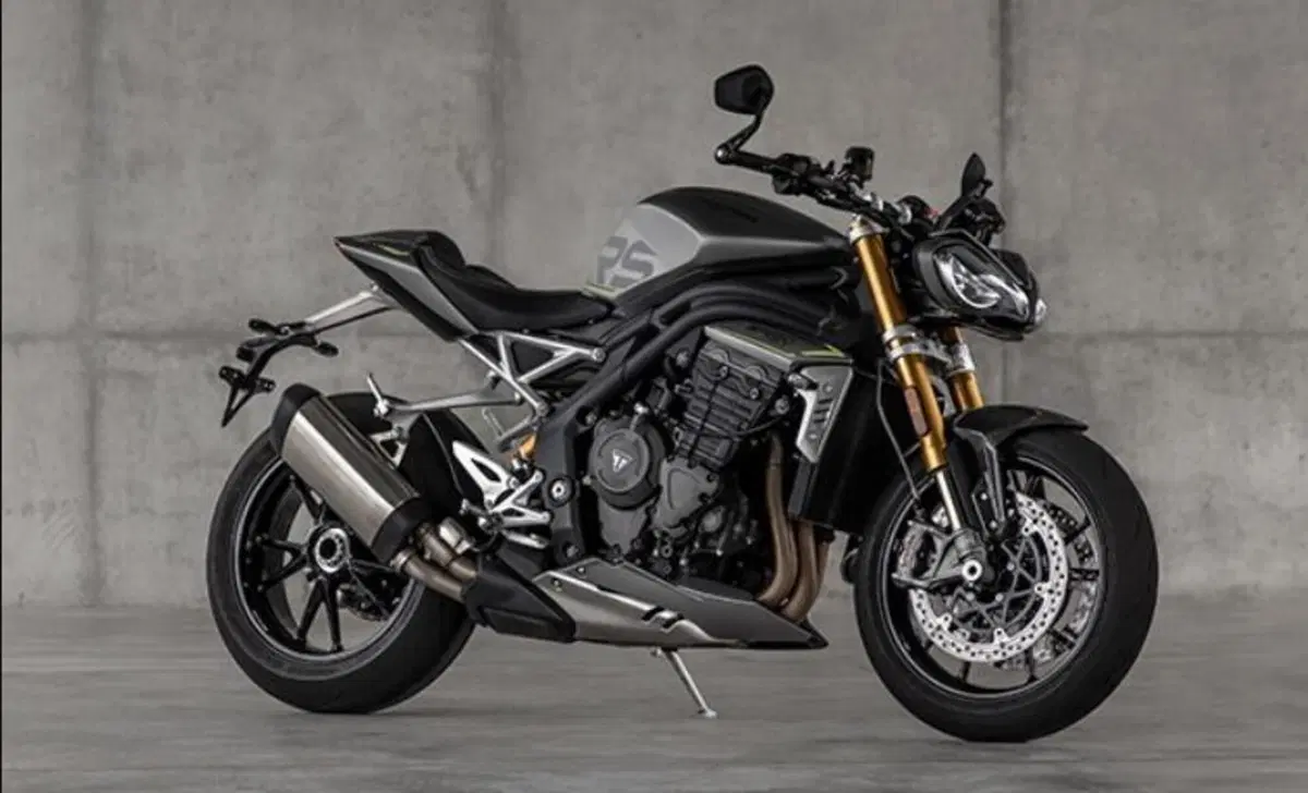 Triumph Speed Triple 1200 Speed Triple 1200 RS (2021 - 24) (10)