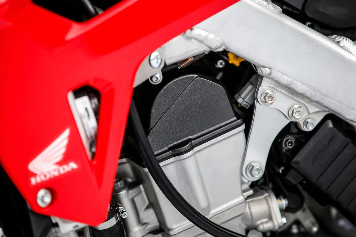Honda CRF 450RX 2021 TEST: potentissima e con un gran telaio (15)