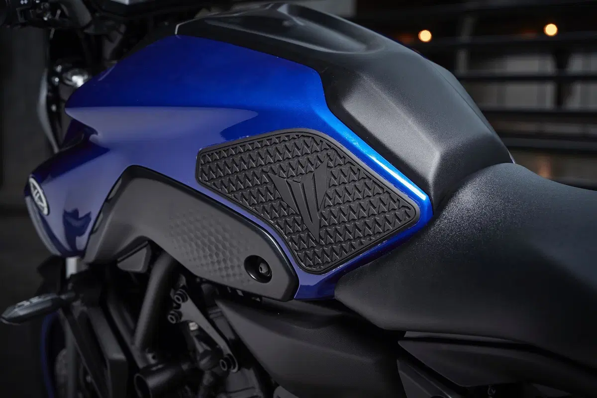 Yamaha MT-07 2021 TEST. Media brillante (7)
