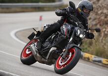 Yamaha MT-07 2021 TEST. Media brillante [GALLERY E VIDEO]