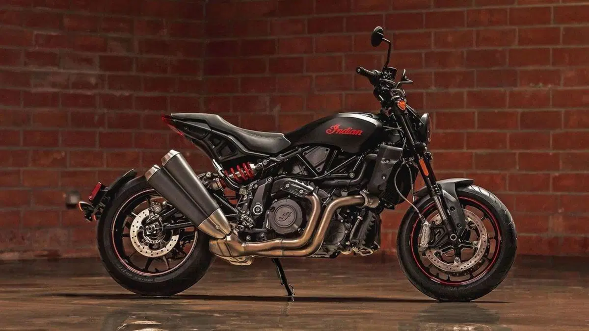 Indian FTR 1200 gamma 2021. Quattro le versioni rinnovate (2)