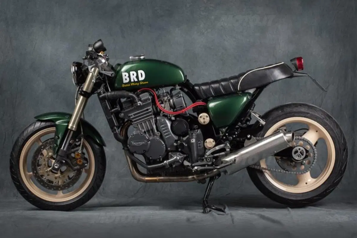Mr. Martini BRD 900: la resurrezione di una Triumph (4)