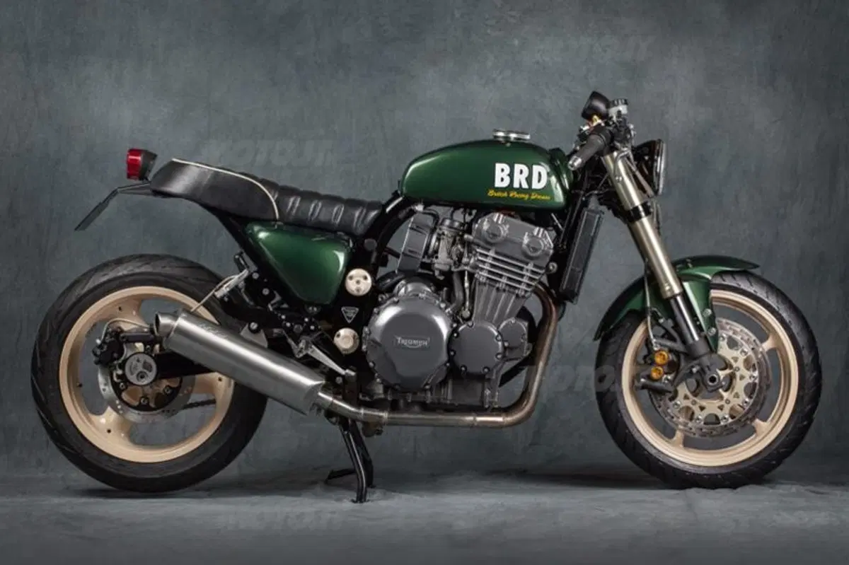 Mr. Martini BRD 900: la resurrezione di una Triumph (5)