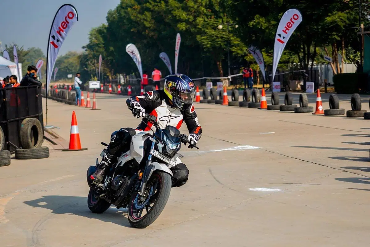 Hero MotoCorp: ecco la sua moto numero 100.000.0000