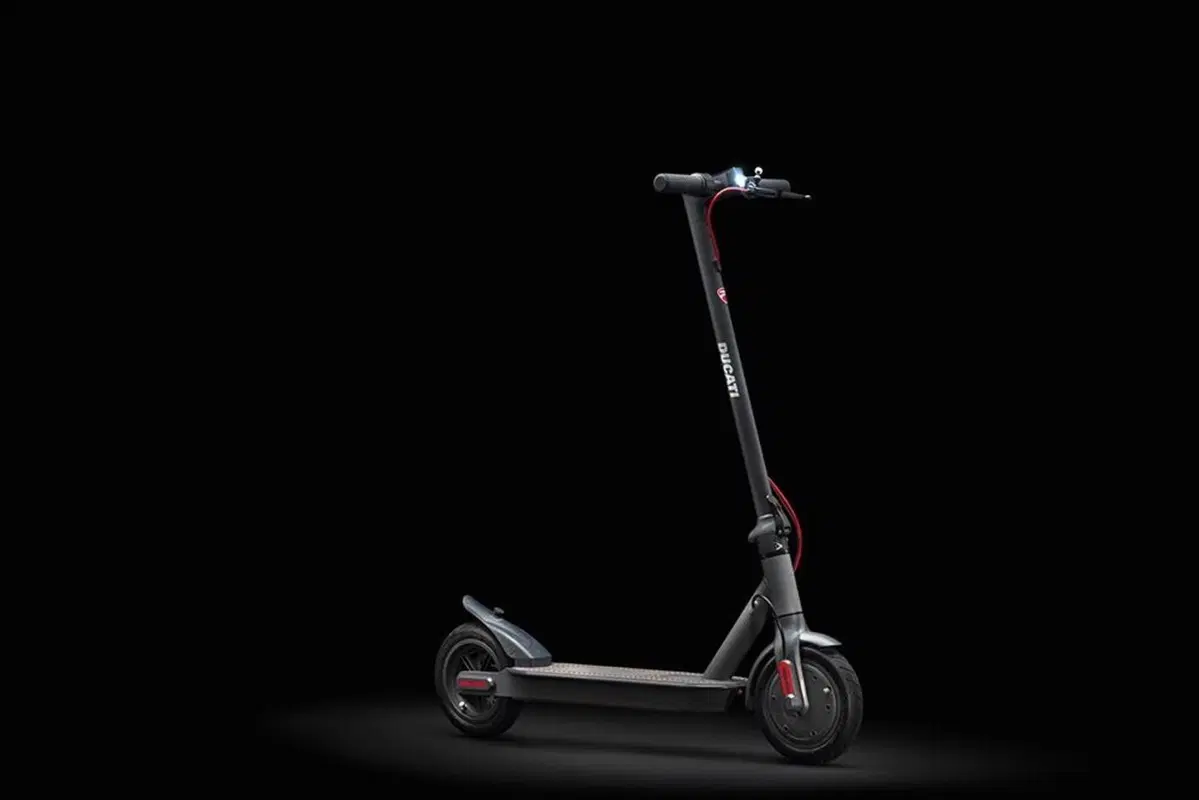 PRO-I EVO il nuovo monopattino elettrico firmato Ducati (6)