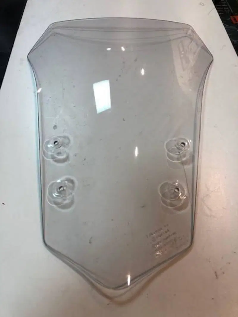 Parabrezza originale Yamaha Tracer 900 (2)