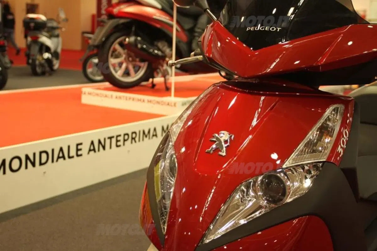Peugeot Geopolis 300, premiere mondiale a Motodays