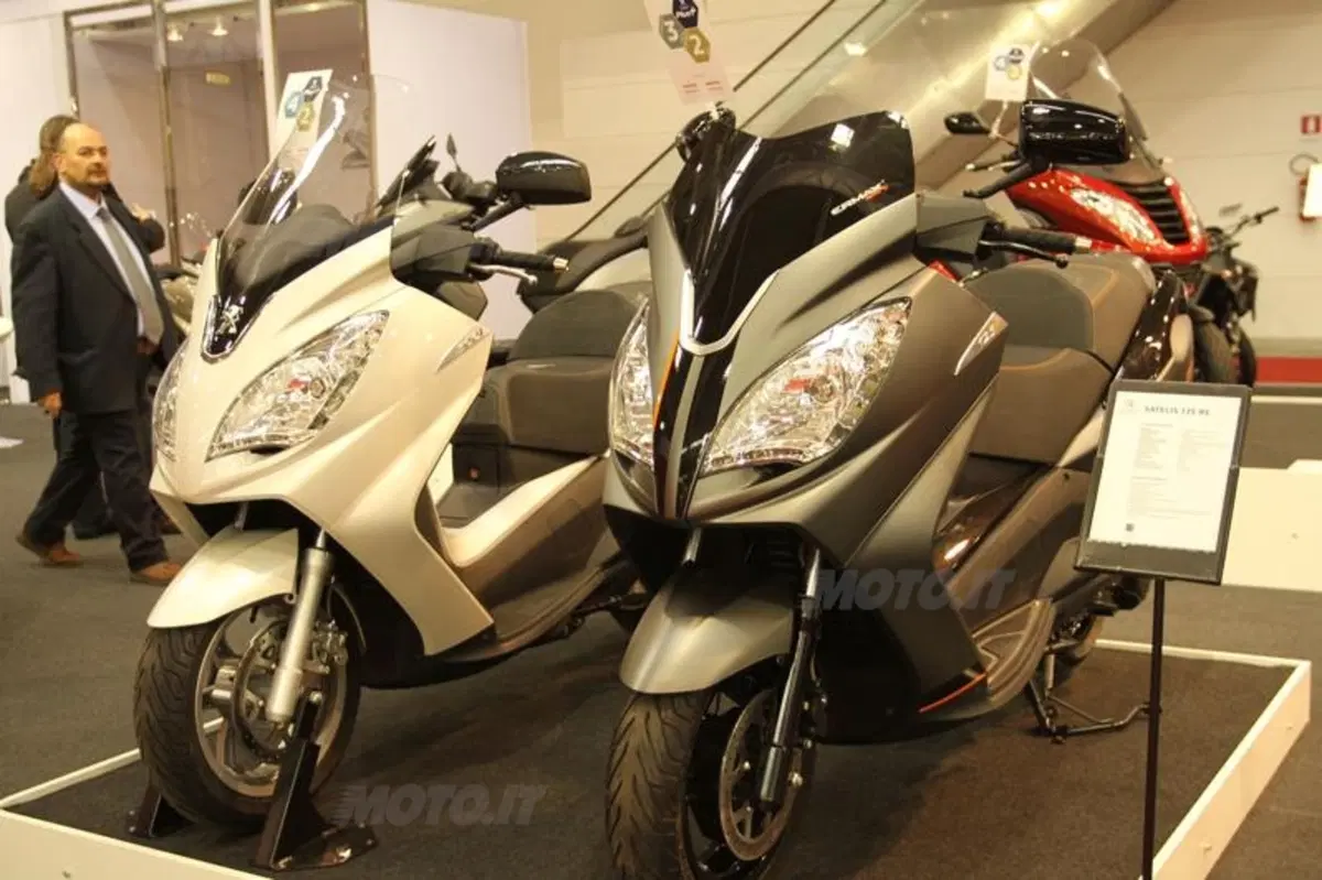 Peugeot Geopolis 300, premiere mondiale a Motodays (3)