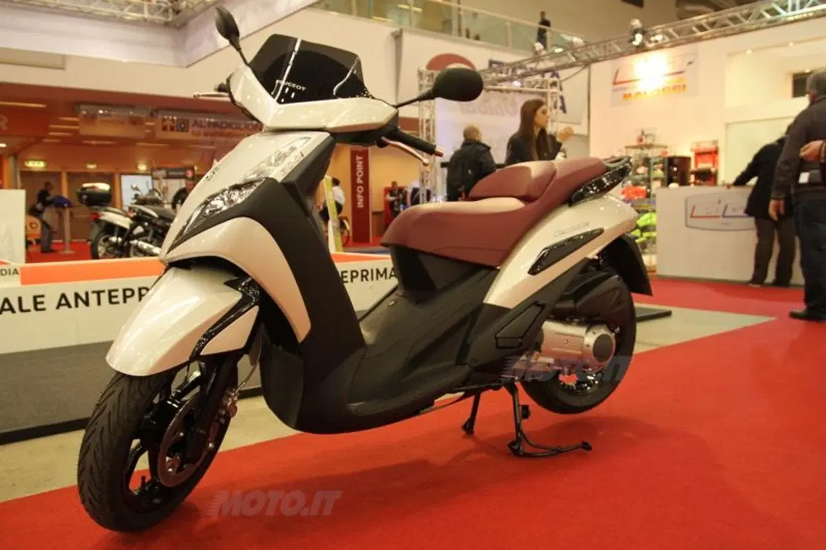 Peugeot Geopolis 300, premiere mondiale a Motodays (12)