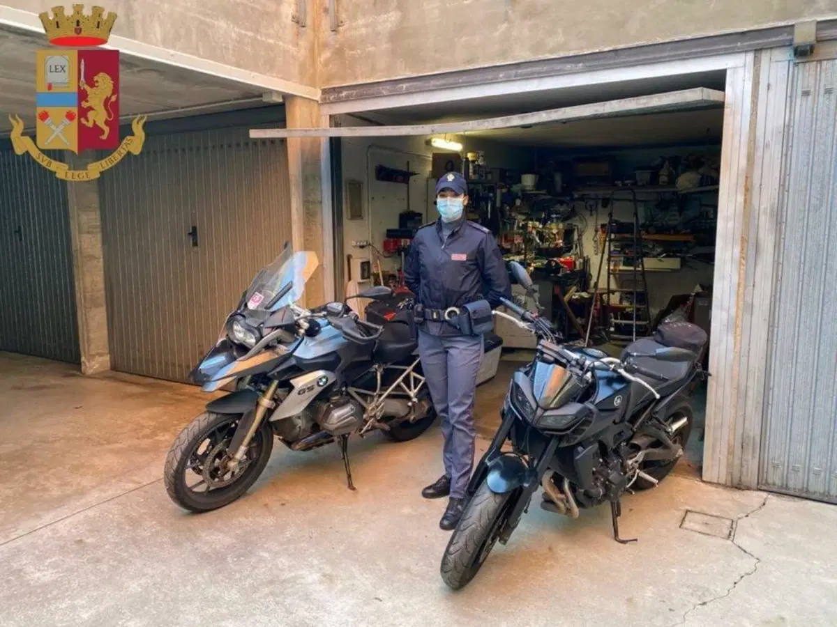 Ducati Panigale e BMW GS: la Polizia di Stato ritrova cinque moto rubate a Milano (4)
