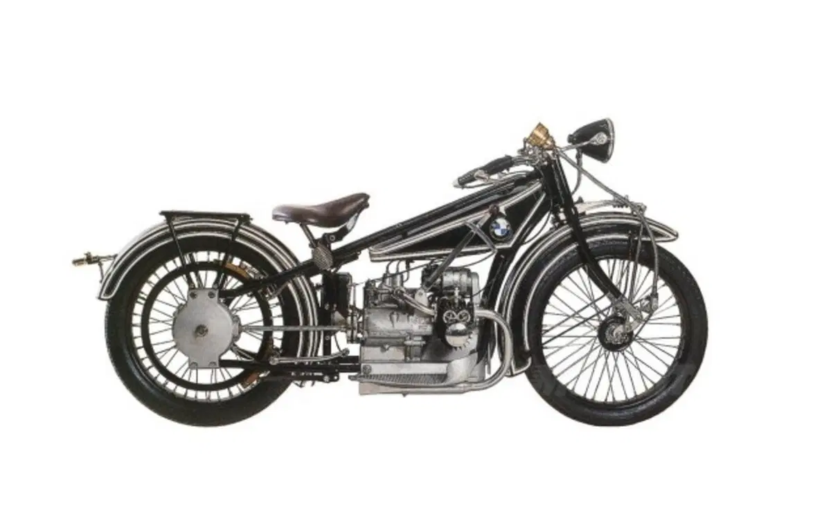 BMW Motorrad: 90 anni in 90 secondi (video) (2)