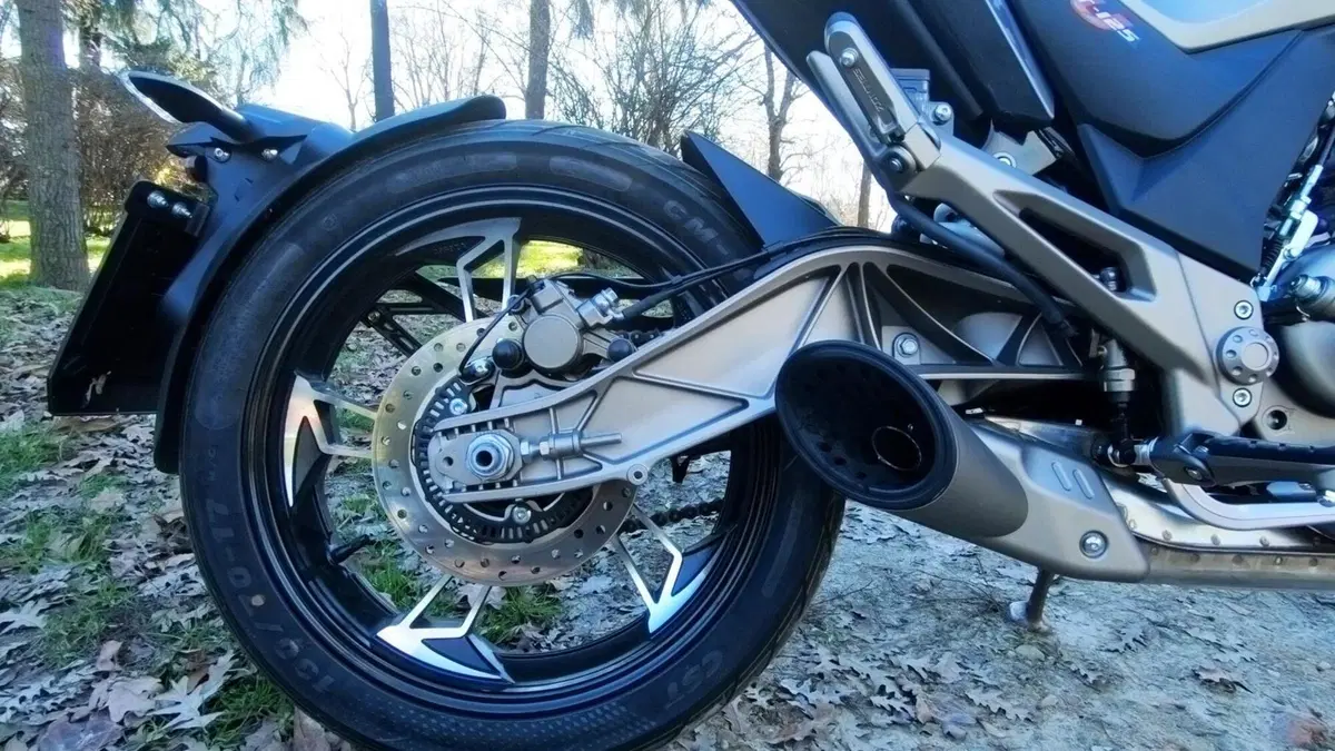 Zontes 125 U TEST anteprima (10)