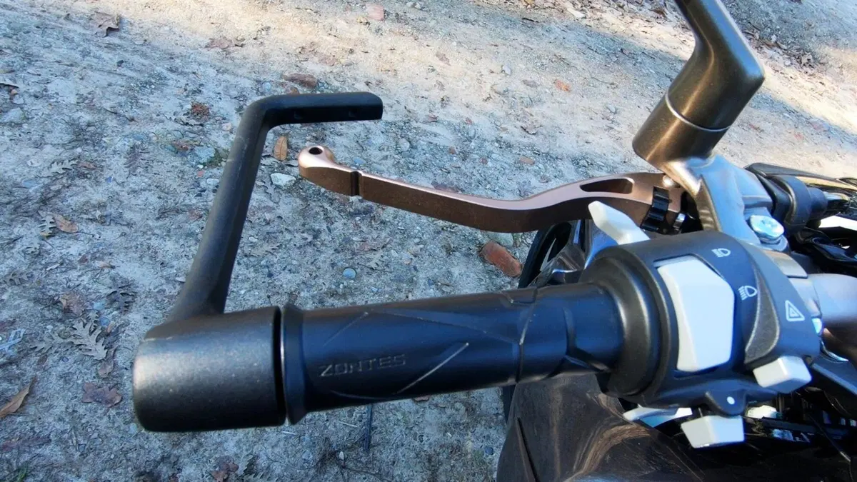 Zontes 125 U TEST anteprima (11)