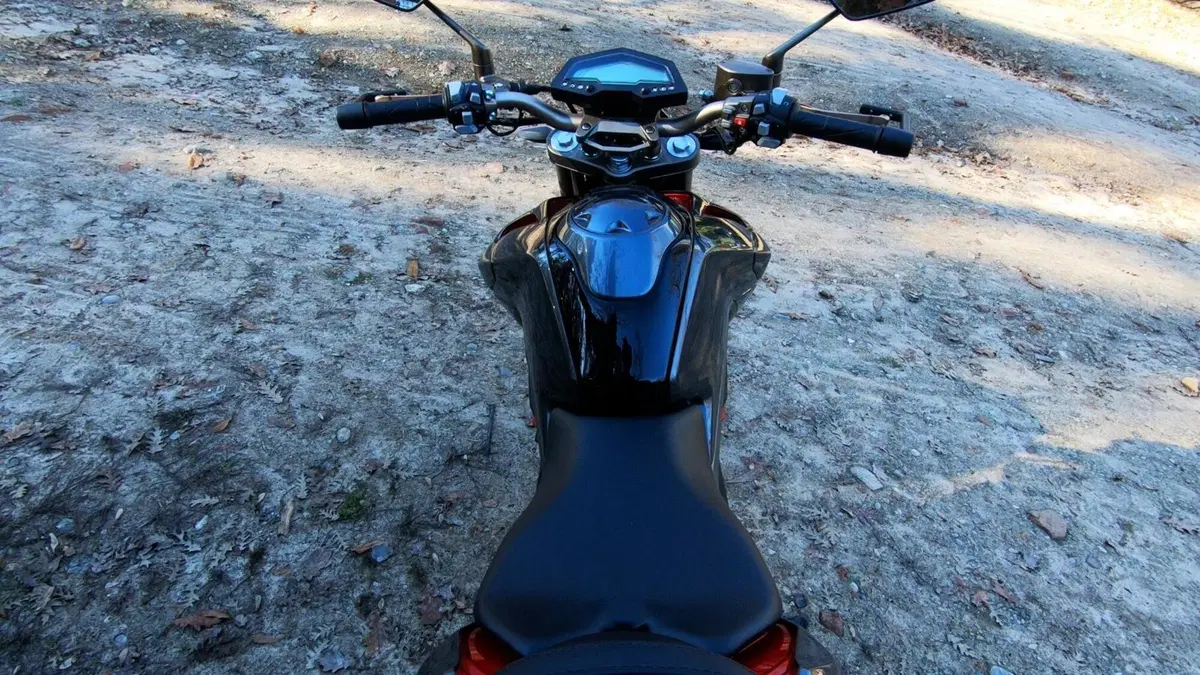 Zontes 125 U TEST anteprima (13)