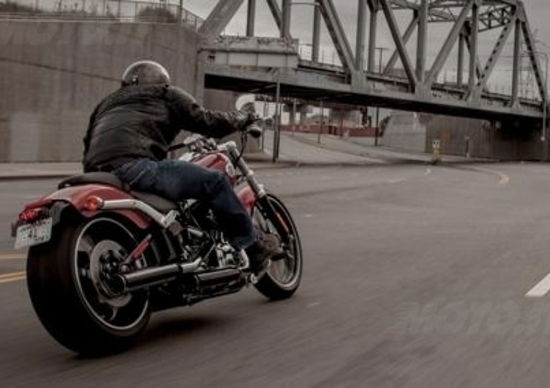 Due novità Harley-Davidson 2013: Softail Breakout e Street Bob SE