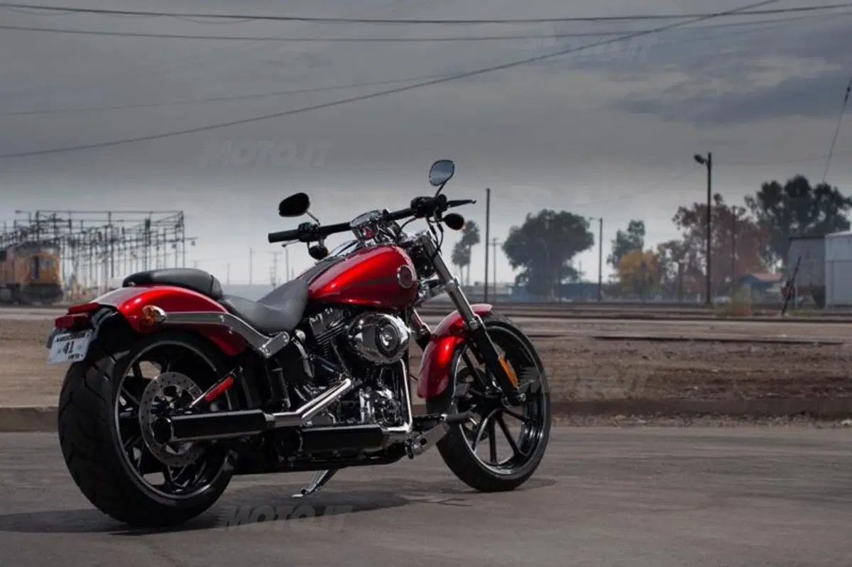 Due novità Harley-Davidson 2013: Softail Breakout e Street Bob SE (20)