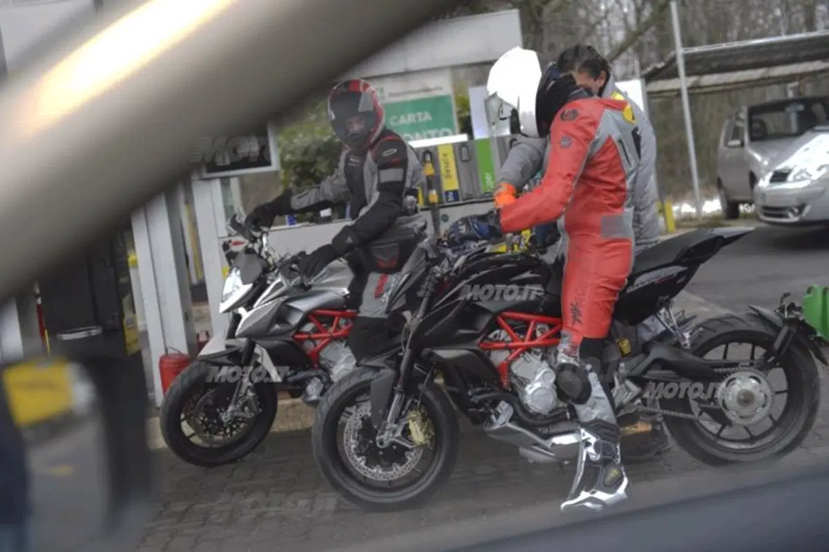 MV Agusta Rivale 800: le prime foto su strada!