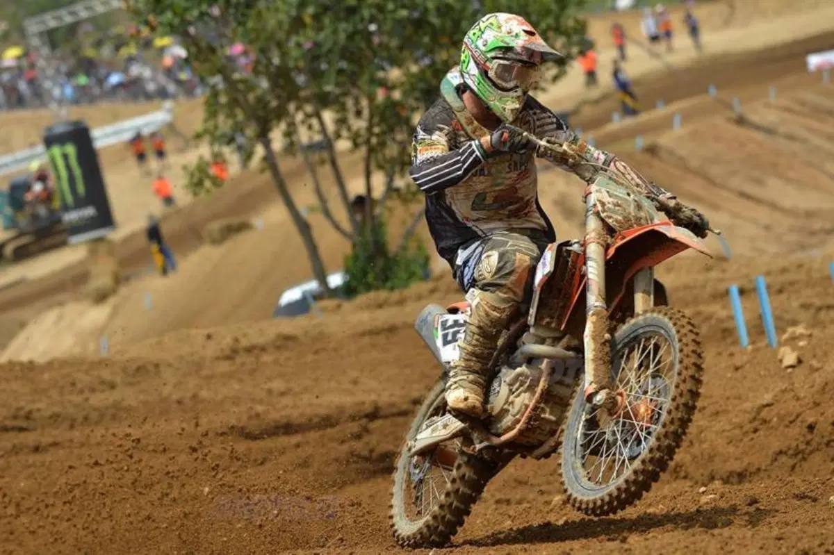 Monopolio Cairoli: ora è leader MX1 (5)