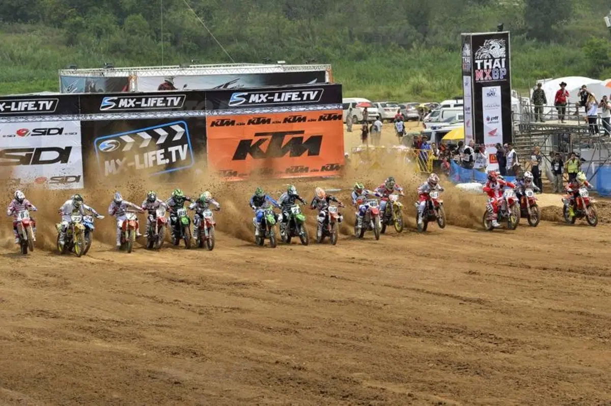 Monopolio Cairoli: ora è leader MX1 (9)