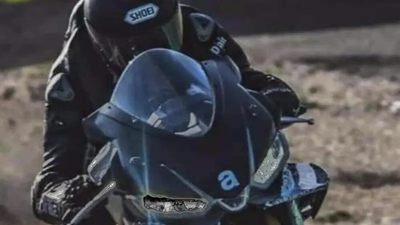 Aprilia RSV4 1100 2021, spiata a Vallelunga 