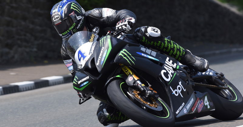 TT2016: Hutchinson in Supersport, Lintin in Lightweight con Bonetti quinto