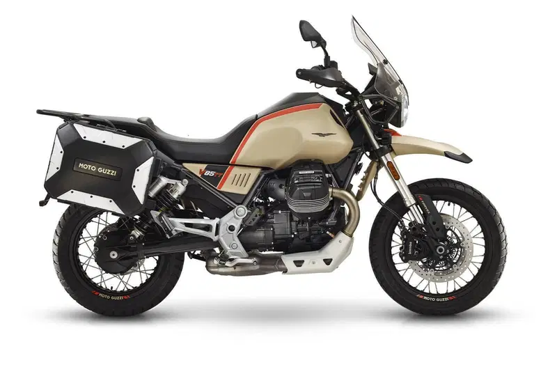 Moto Guzzi V85 TT Travel (2024 - 26)