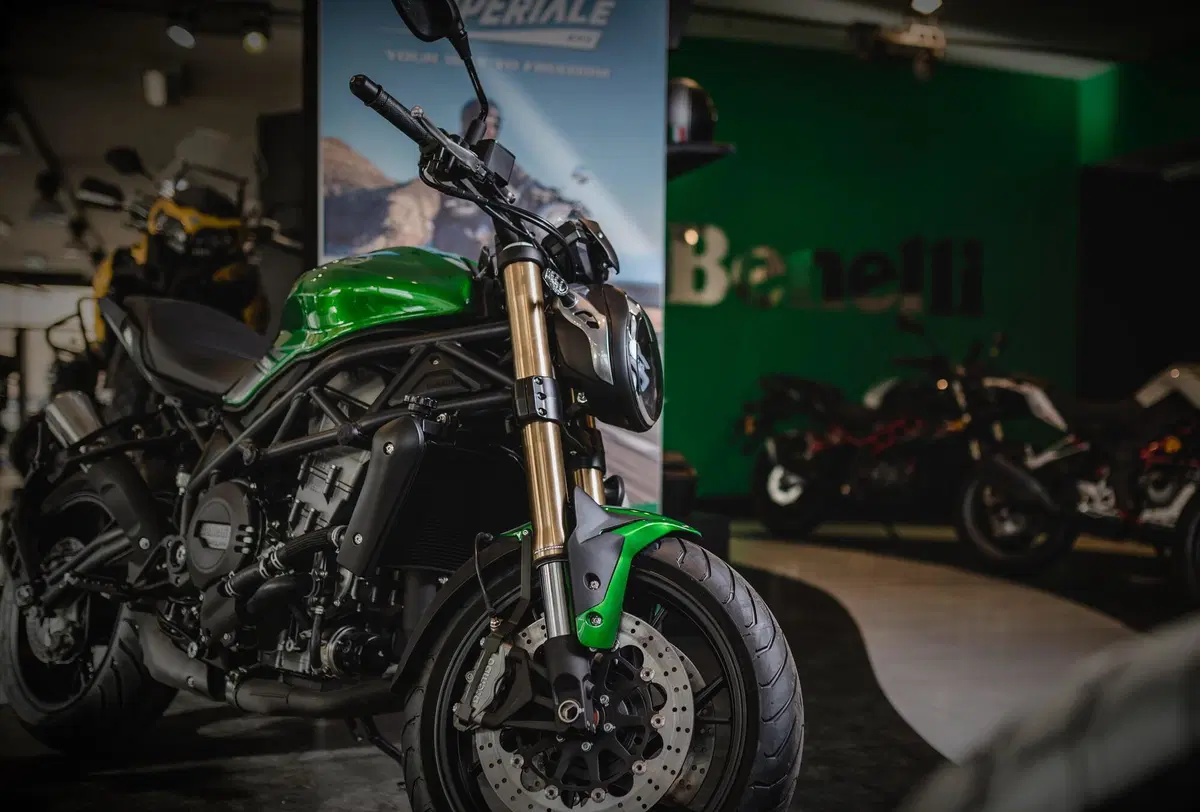 Benelli: ecco il nuovo showroom di Pesaro (13)