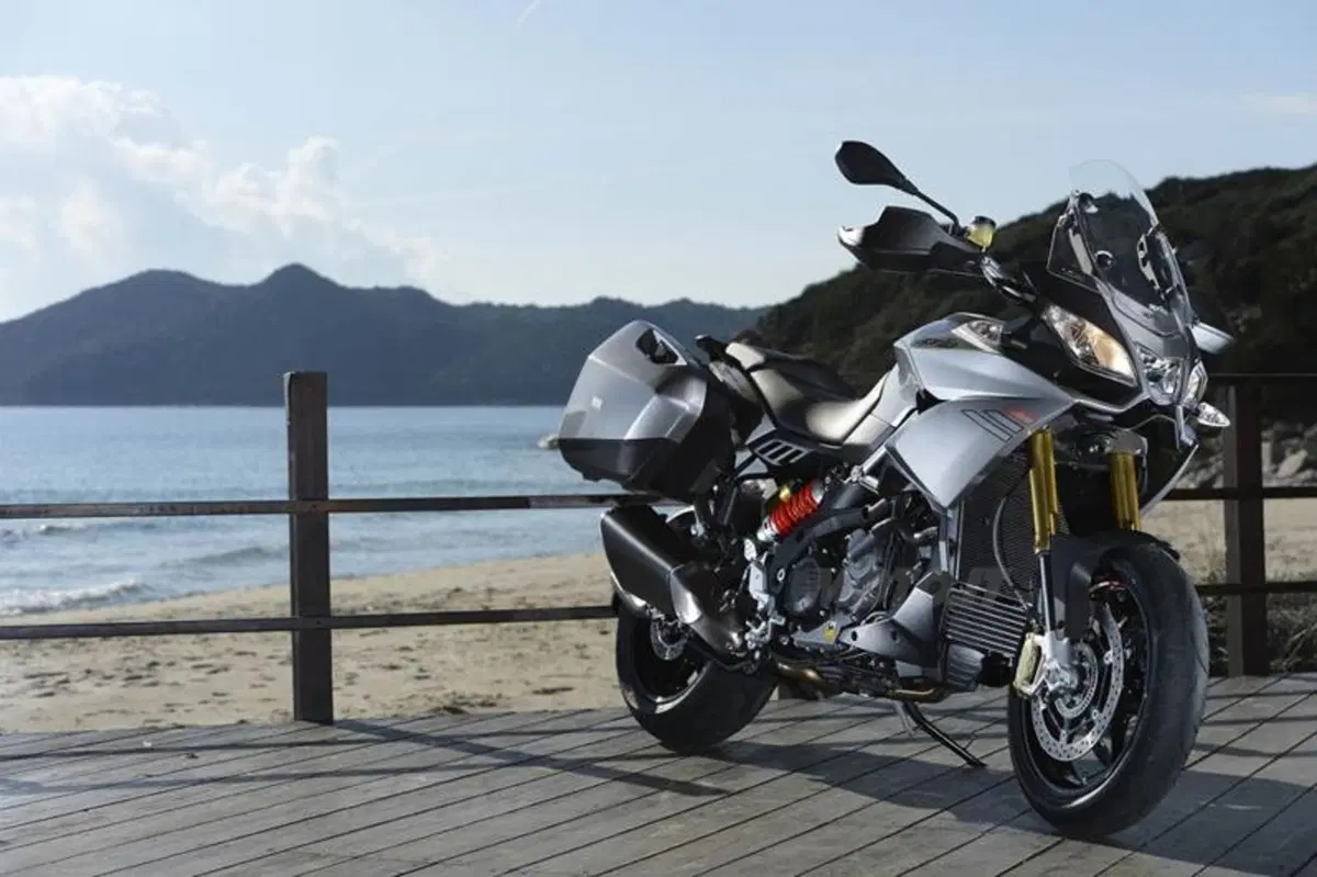 Aprilia Caponord 1200 (16)