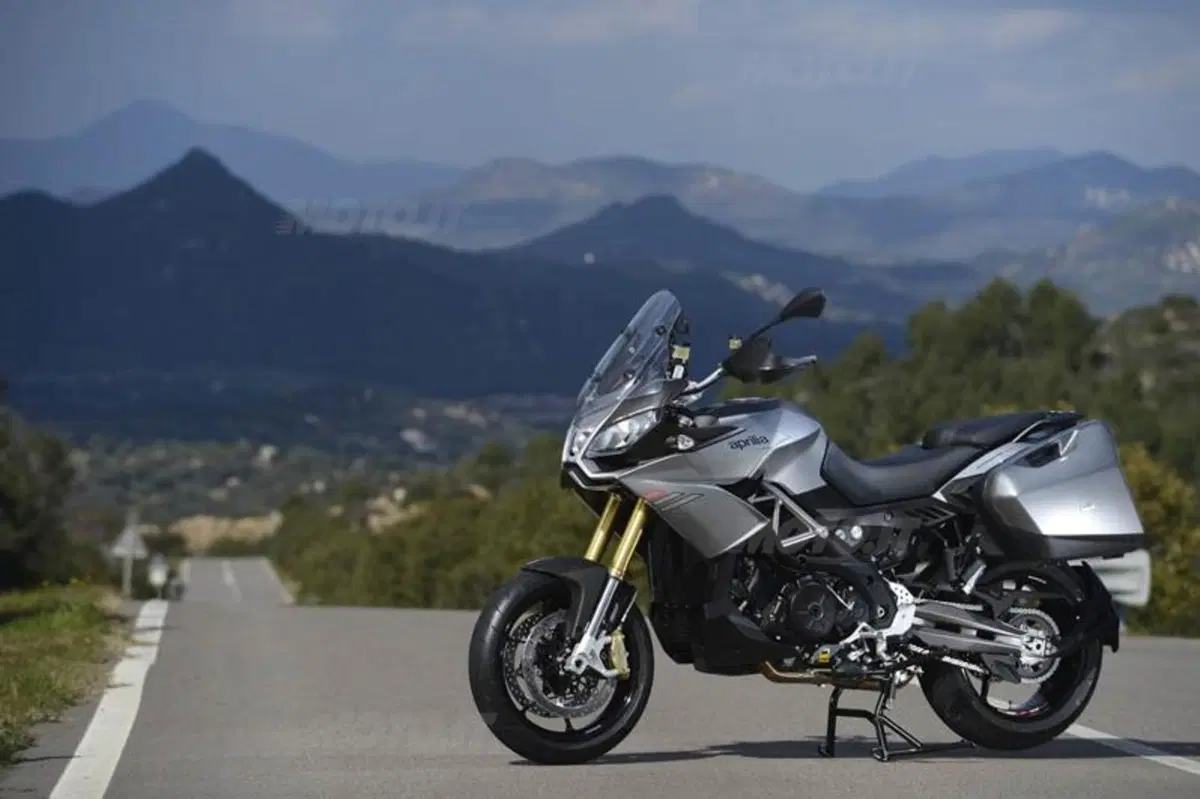 Aprilia Caponord 1200 (19)
