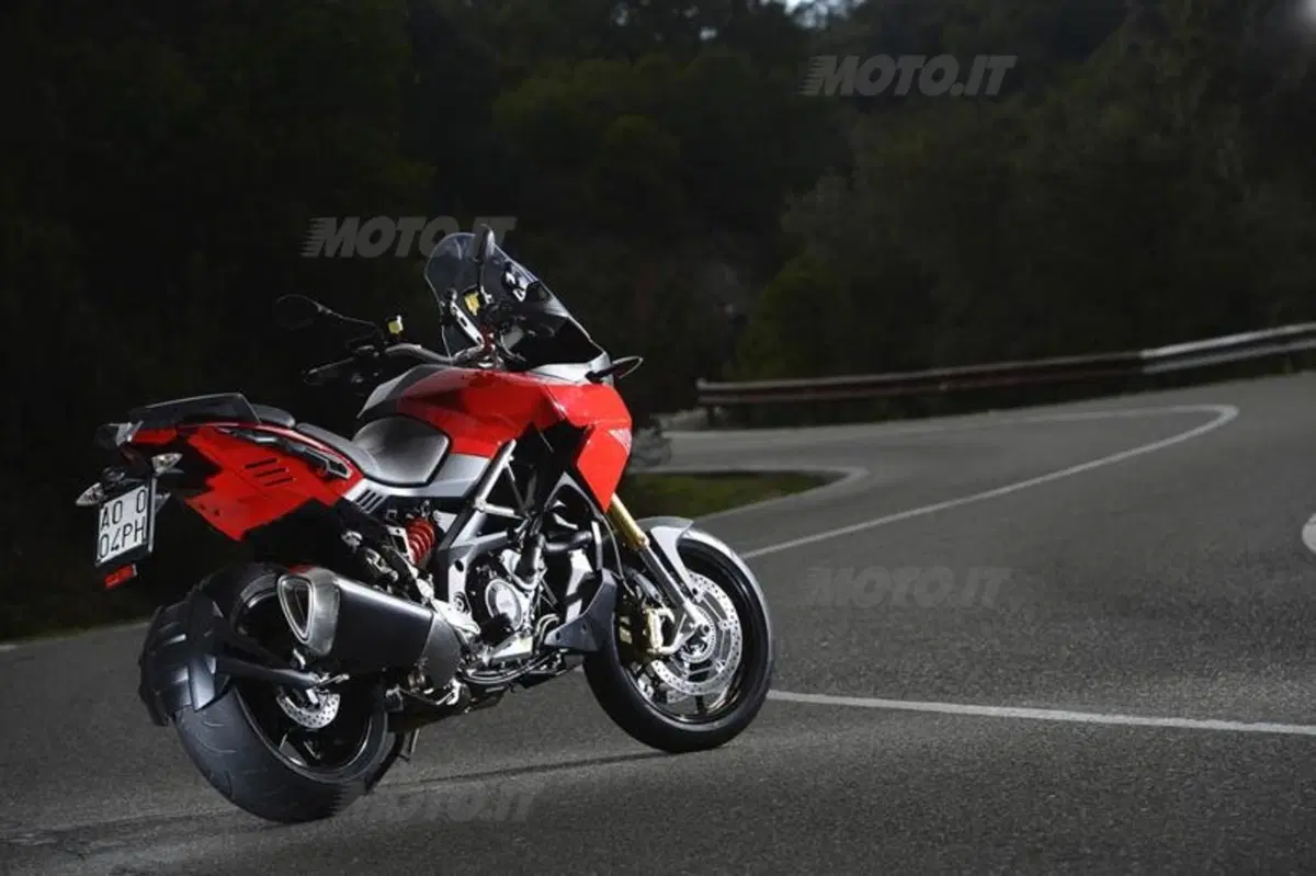 Aprilia Caponord 1200 (23)