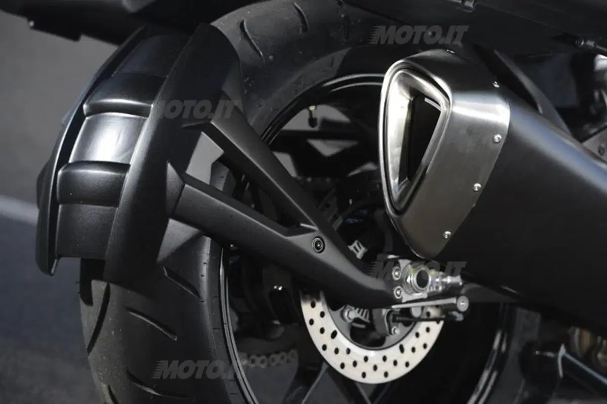 Aprilia Caponord 1200 (28)