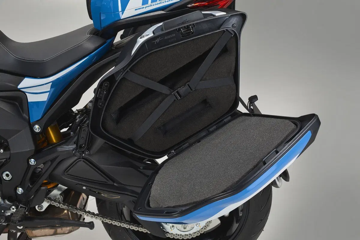 MV Agusta Turismo Veloce Questura Milano (14)