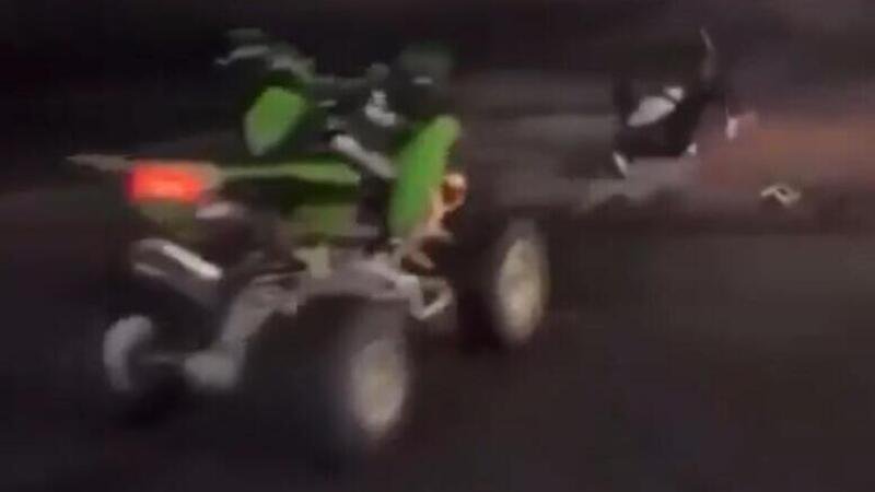 Moto crash: il quad ha voluto fare giustizia da solo [VIDEO VIRALE]