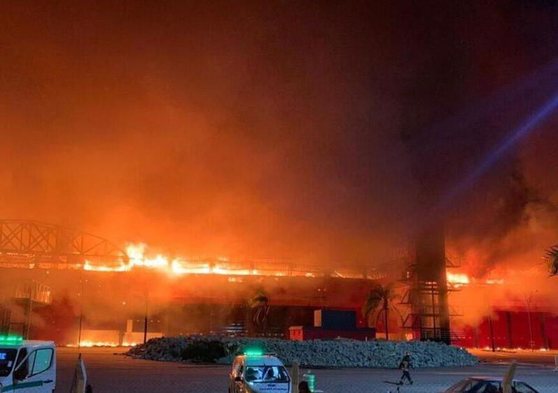 MotoGP, incendio a Termas de Rio Hondo. La polizia indaga [VIDEO]