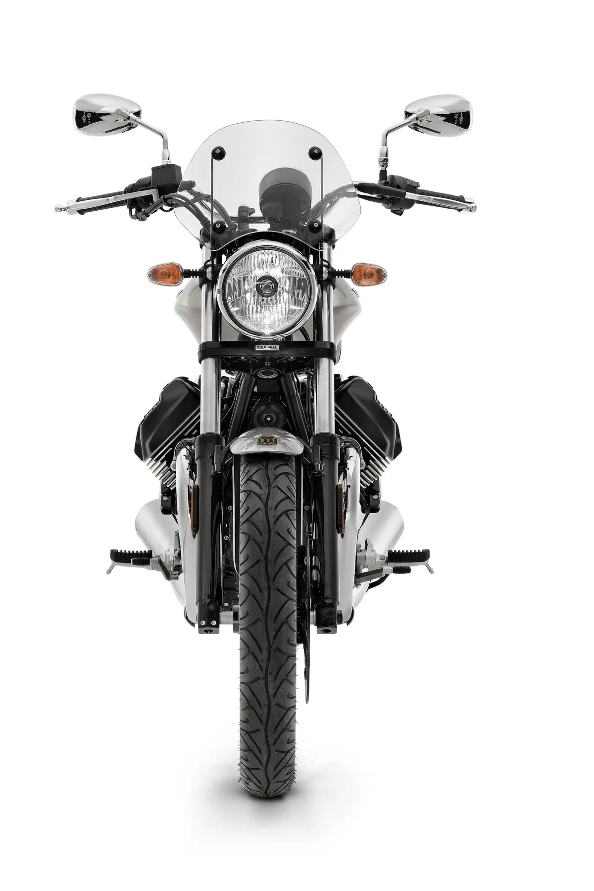 Moto Guzzi V9 Bobber e V9 Roamer 2021: ricevono il motore della TT (4)