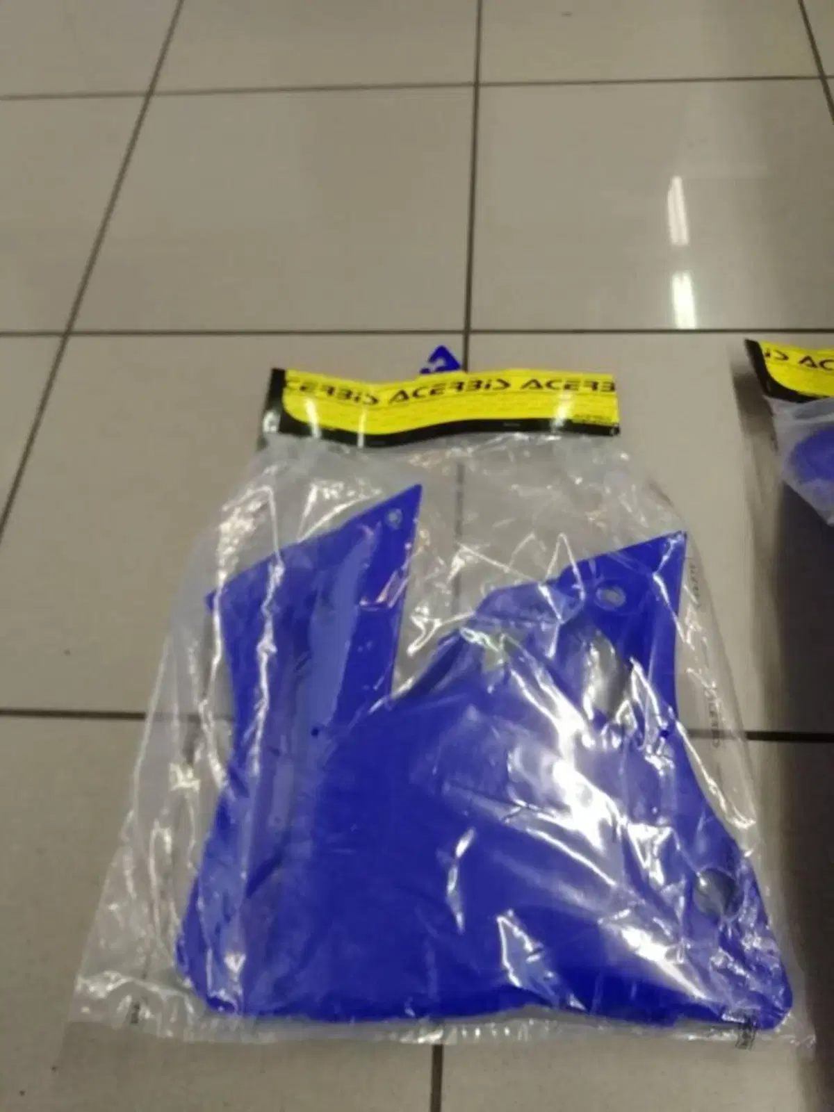 PARAFANGO ANTERIORE E CONVOGLIATORE YAMAHA Acerbis (3)