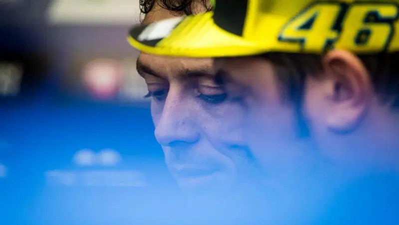 MotoGP. Petronas: &ldquo;Valentino Rossi &egrave; il pi&ugrave; grande di tutti i tempi&rdquo;. 4 + 6 ragioni sul 46