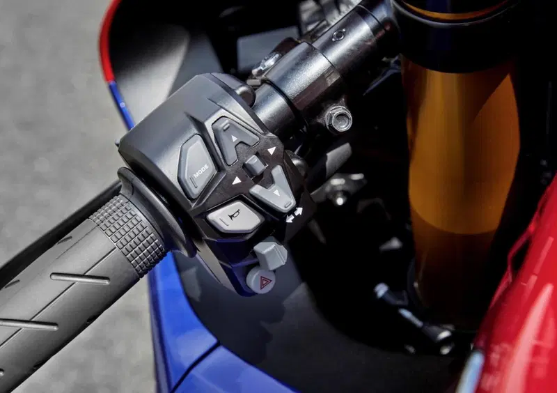 Honda CBR 1000 RR CBR 1000 RR-R Fireblade SP Carbon (2021) (7)