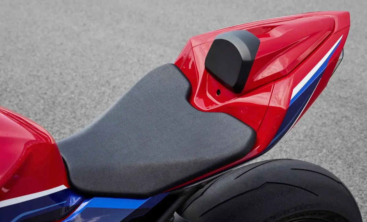 Honda CBR 1000 RR CBR 1000 RR-R Fireblade SP Carbon (2021) (11)
