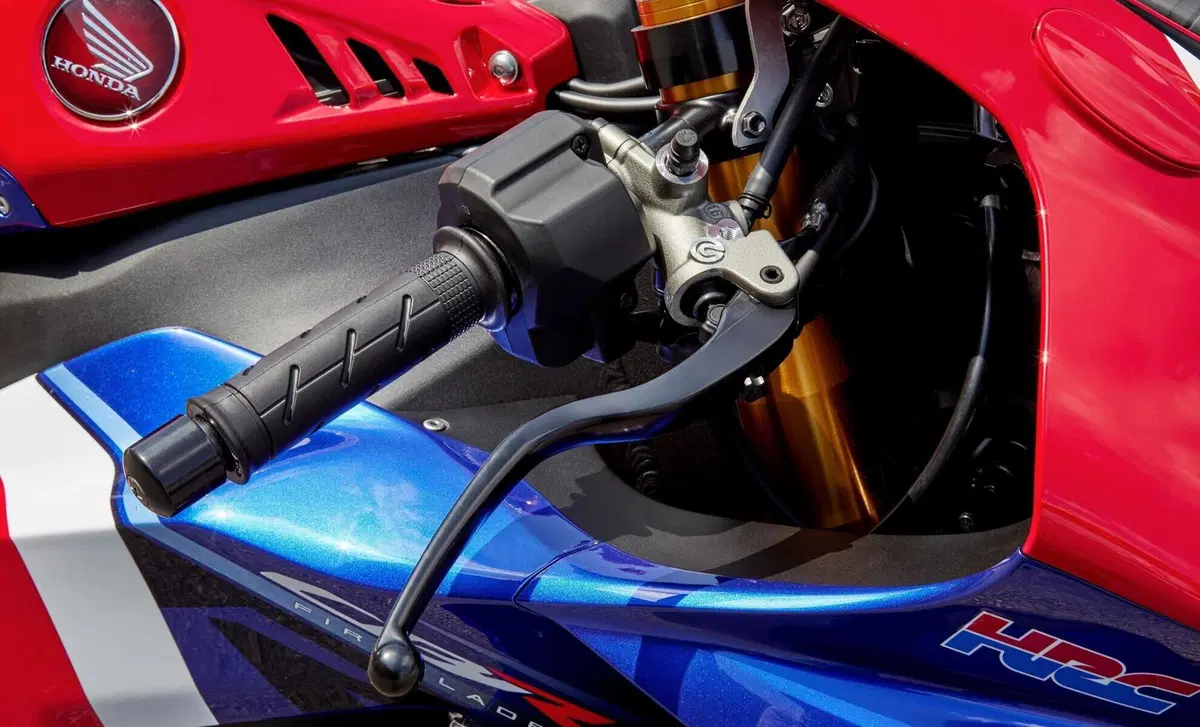 Honda CBR 1000 RR CBR 1000 RR-R Fireblade SP Carbon (2021) (12)