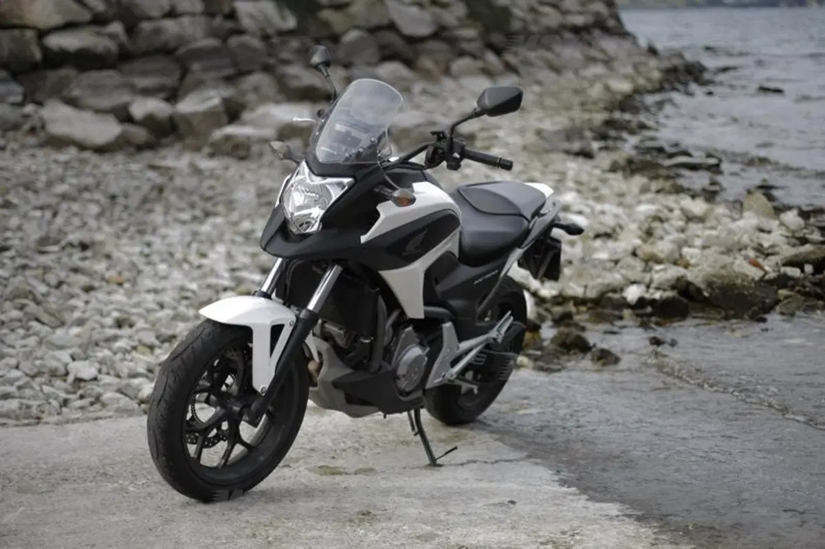 Honda NC700S ed X s.d.f.  (42)