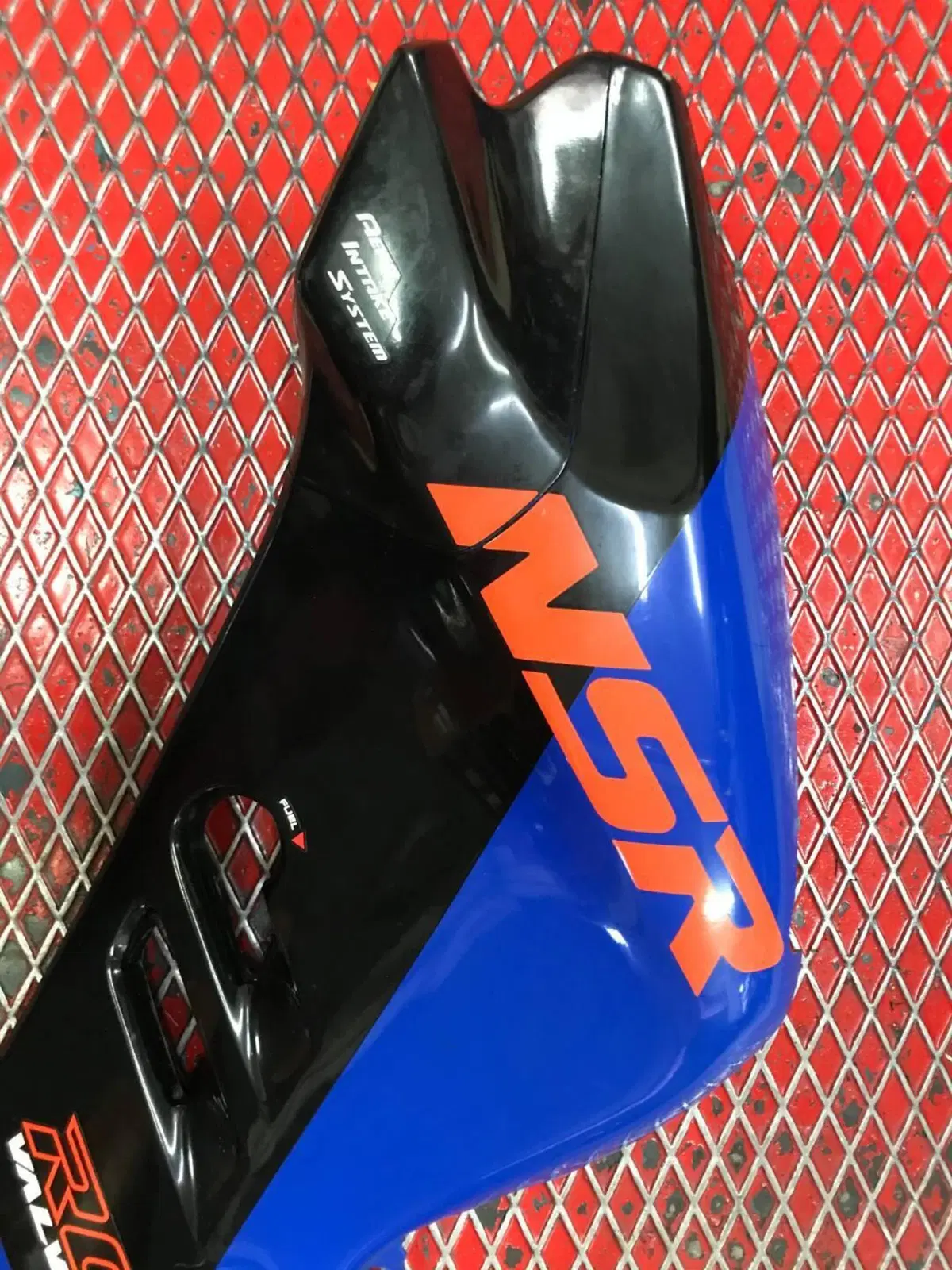 Honda NSR125 BLU carena lat sx - SL Holeshot (5)