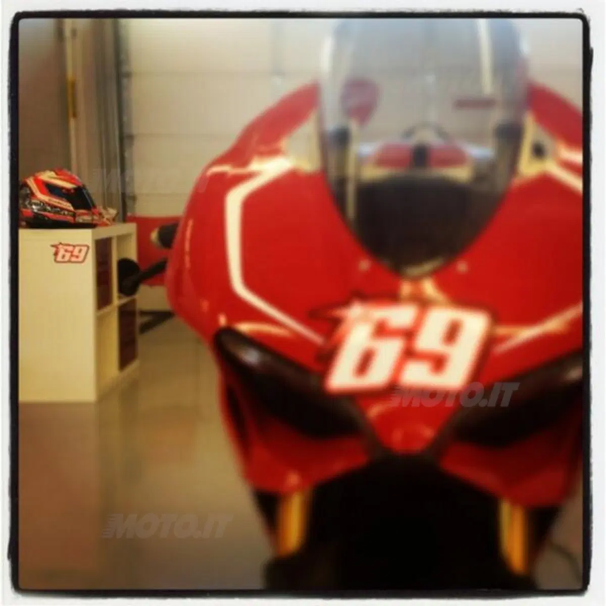 Nicky Hayden e Ben Spies in pista ad Austin con la Ducati 1199 Panigale R (14)
