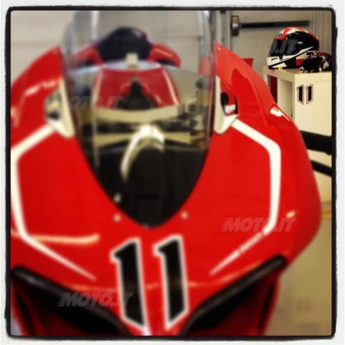 Nicky Hayden e Ben Spies in pista ad Austin con la Ducati 1199 Panigale R (19)