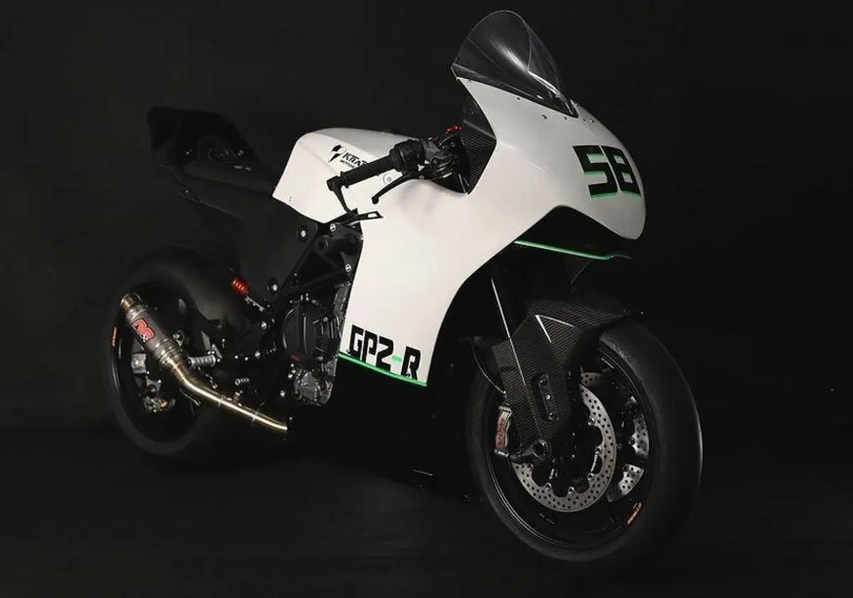 KTM sta lavorando a una RC 890R? Foto spia (4)
